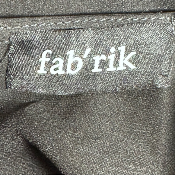 FAB’RIK Sleeveless Ruffle Accent Blouse BLACK-WHITE / SMALL - Picture 10 of 12